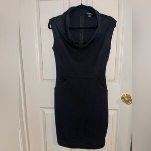 Banana Republic Black Sleeveless Dress with front pockets- size 2